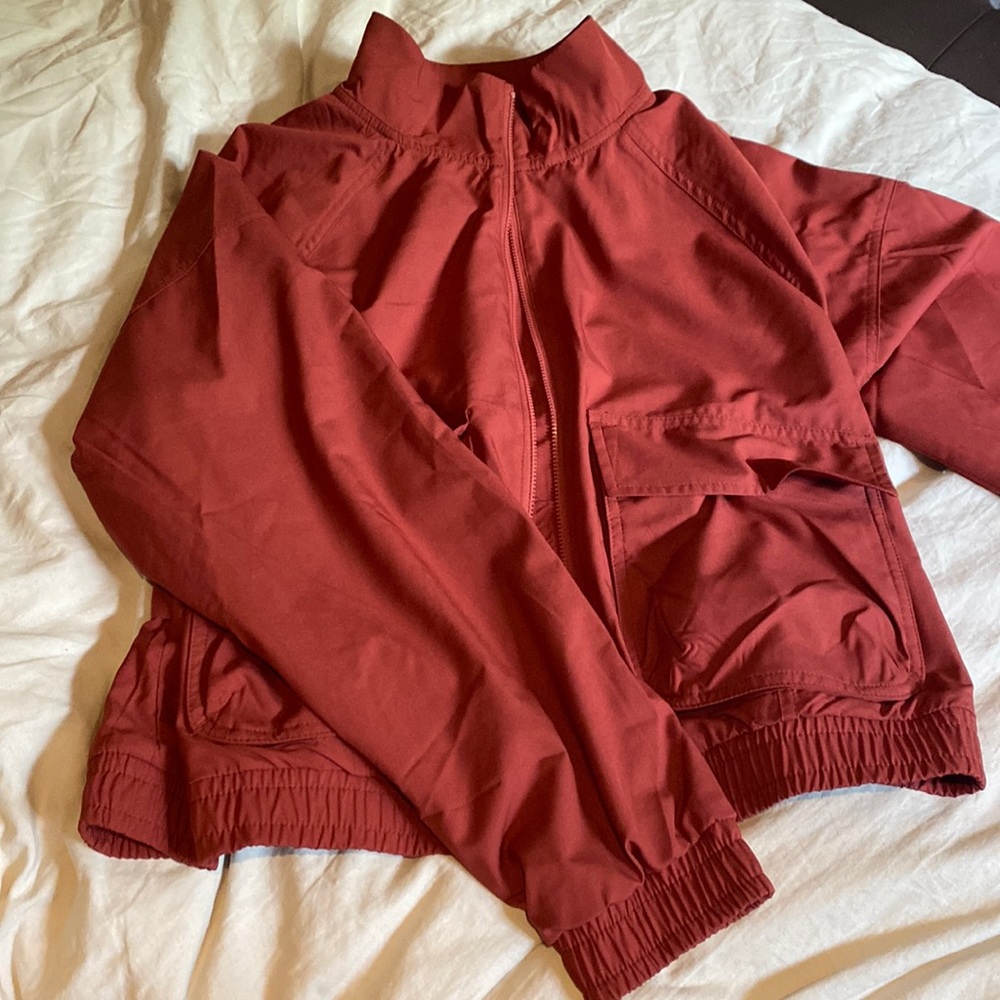 Old Navy Active Windbreaker